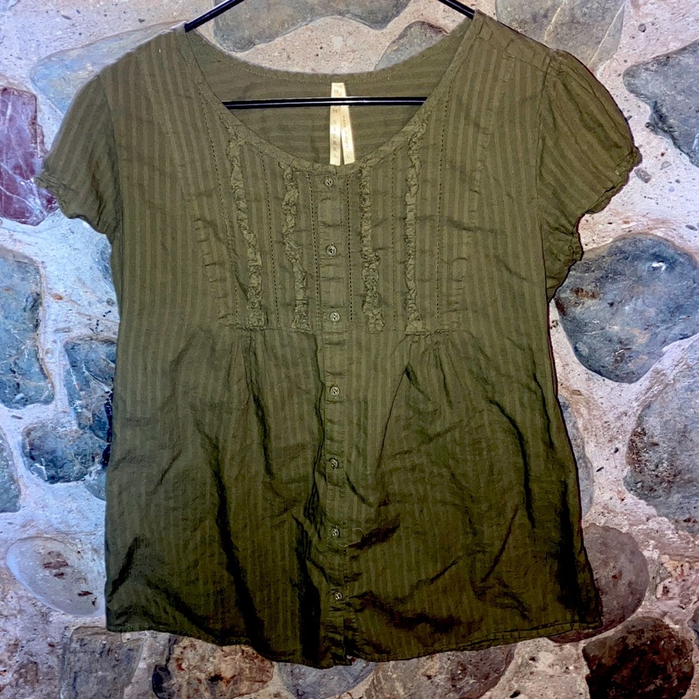 High Sierra button down top